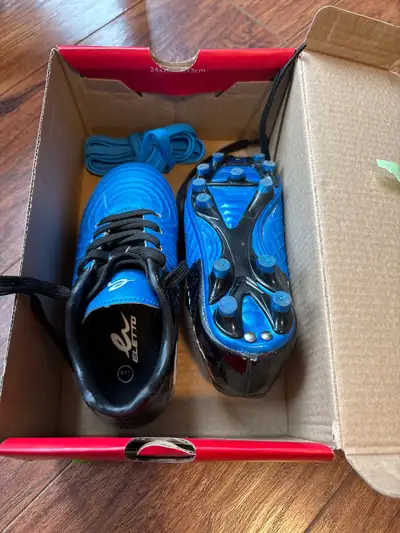 Kids soccer cleats, View more