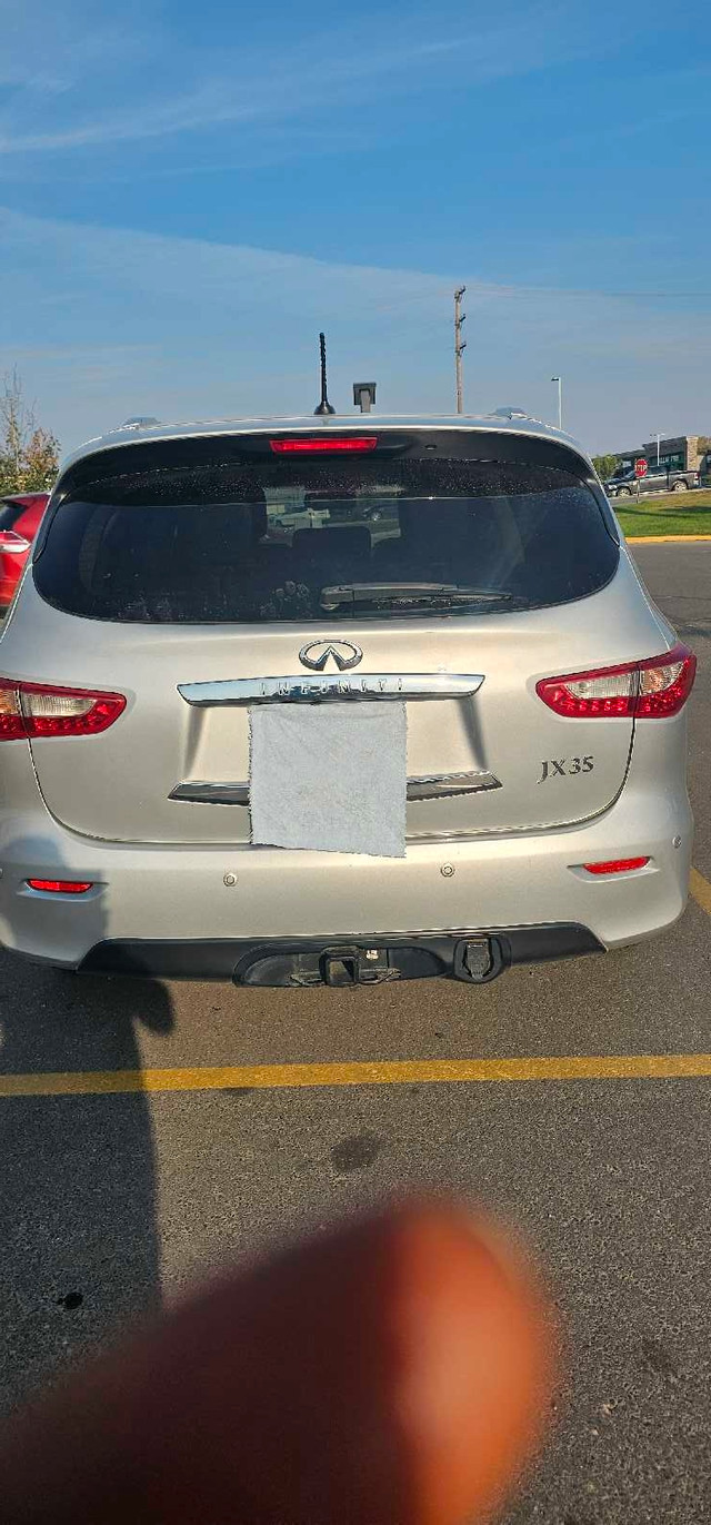2013 Infiniti JX35 in Cars & Trucks in Prince Albert - Image 2