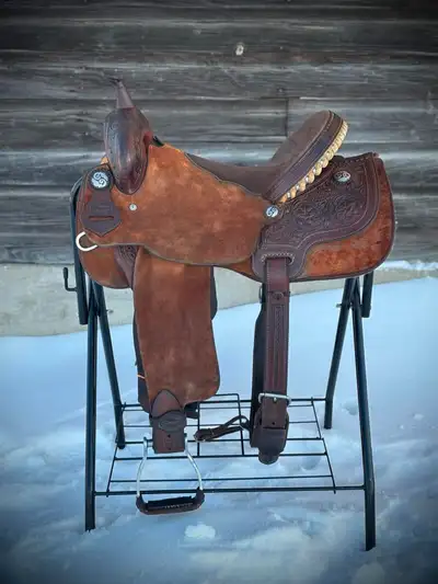 15” Frontier Barrel Saddle , View more