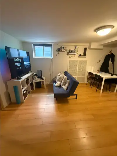 FURNISHED 3 1/2 SEMI BASEMENT IN MONKLAND