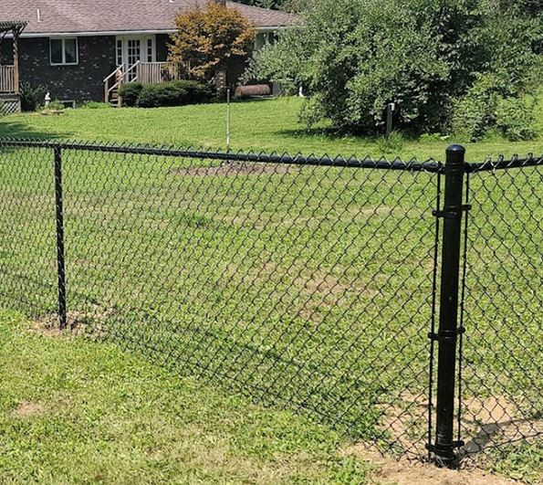 Chainlink Fence Installed in one day! in Other in Napanee - Image 2