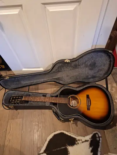 S&P Woodland Pro Folk solid wood acoustic, View more