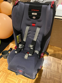 Diono sièges d’auto bébé/ baby car seats Diono 