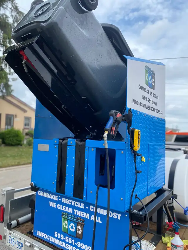 Mobile Bin Wash Trailer - Clean a Bin in 30 Seconds | Cargo & Utility ...