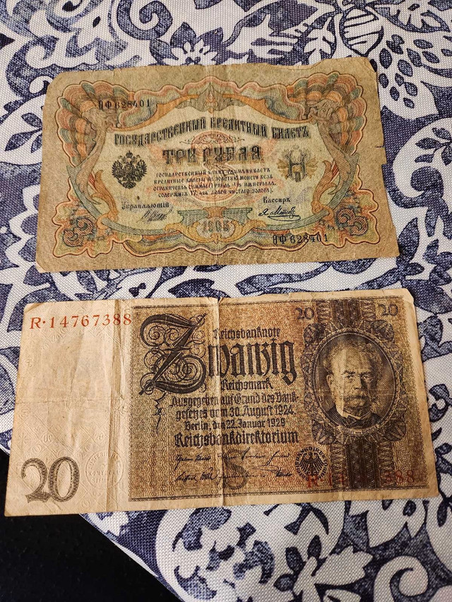 2 Old German bank notes  in Arts & Collectibles in Edmonton