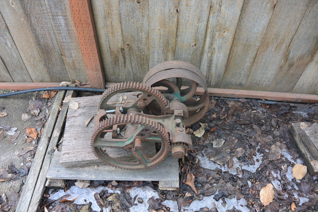 vintage well pump jacks in Hand Tools in Kamloops