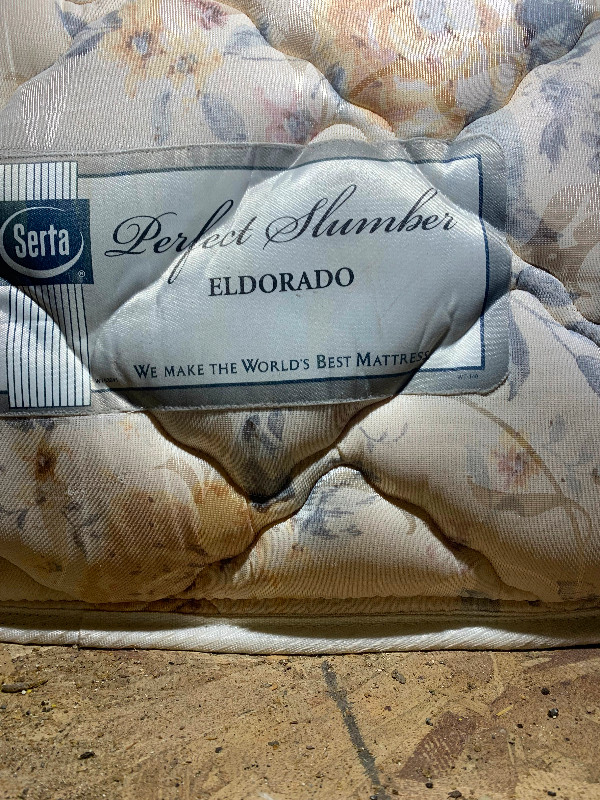 Vintage Eldorado Single Mattress / Perfect Slumber in Beds & Mattresses in St. Albert - Image 2