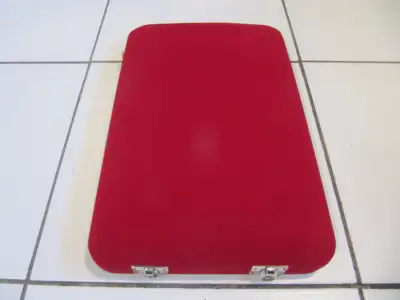 Up for sale is a Large Velvet 13 x 9 inch Jewelry Necklace Display Box Brand New and in its original...