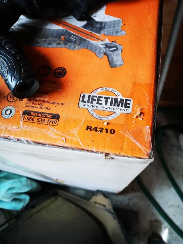 Ridgid 10" Sliding Mitre Saw brand new in Power Tools in Hamilton - Image 3