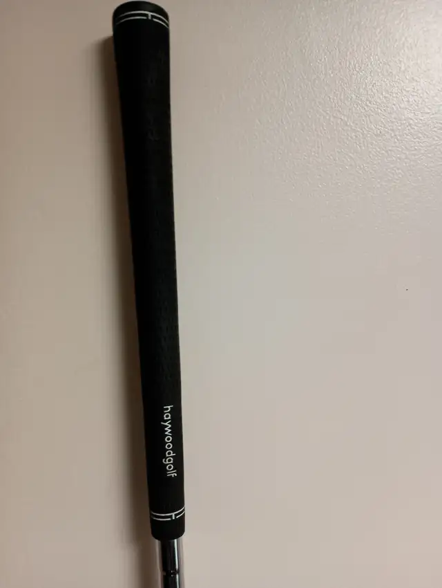 Haywood Golf Signature Irons LH Left in Golf in Ottawa - Image 6