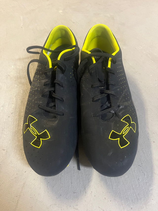 Under armour football cleats in Football in Markham / York Region