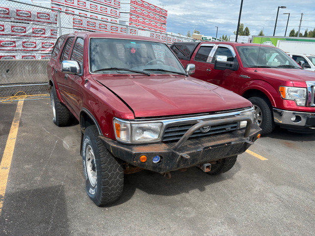 1994 Toyota 4runner in Cars & Trucks in Delta/Surrey/Langley - Image 2