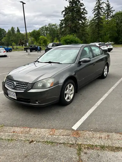 2005 Nissan Altima Full load Great starter car Selling for my son as he now needs a pick up truck fo...