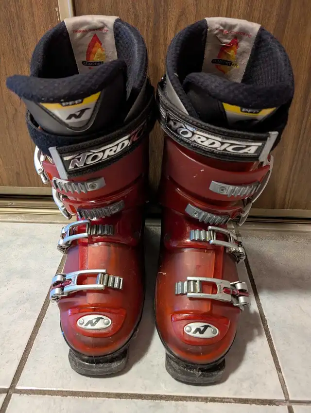 Nordica Ski boot64319063632643120