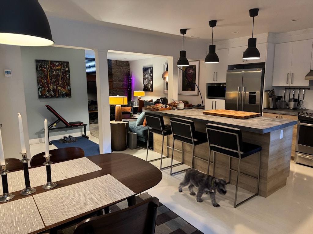 LGBTQ+ STUDENT ROOM FULLY FURNISHED — photo 3