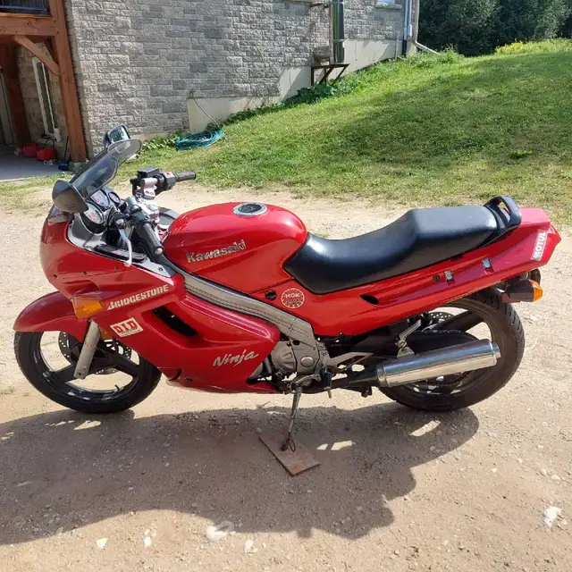 2004 Kawasaki Ninja 250 in Street, Cruisers & Choppers in Owen Sound - Image 4
