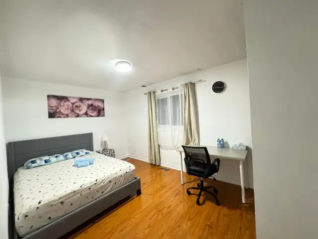 Room For Rent in Room Rentals & Roommates in City of Toronto - Image 5
