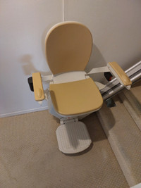 Acorn 130 Stairlift. Rail 13 feet 9 inches.