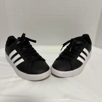 Adidas Women’s size 7 (fit like an 8), View more