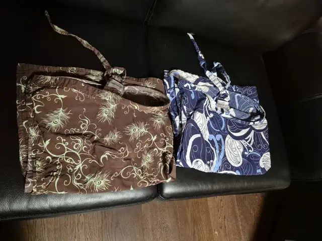 Two cotton nursing covers in Feeding & High Chairs in Oakville / Halton Region - Image 2