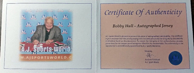 Bobby Hull - Chandail autographié dans Art et objets de collection  à Ouest de l’Île - Image 3