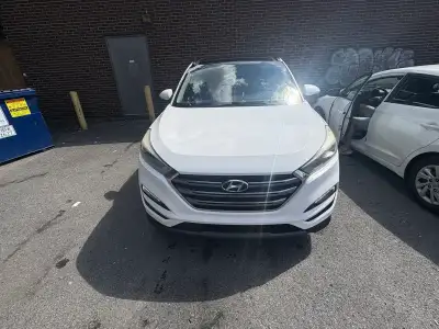 Hyundai Tucson 2016 Ultimate 1.6T – À VENDRE Prix : 10 000 $ négociable Je vends mon Hyundai Tucson...