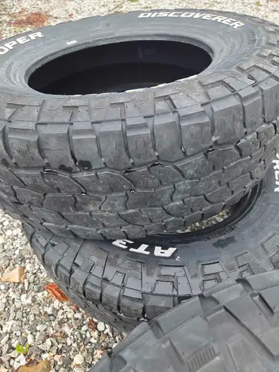 I am selling a set of Cooper Discoverer AT3 Xlt tires, sized at 275/70 18. These tires are in used c...