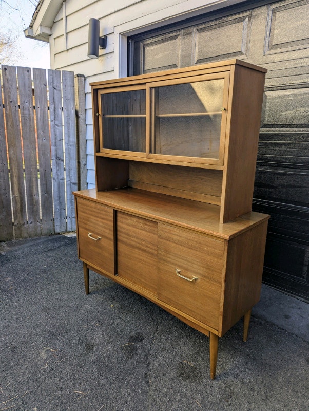 MCM Buffet with Hutch Hutches & Display Ottawa