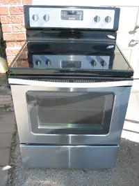Whirlpool stainless steel stove, fully functional, we will hook