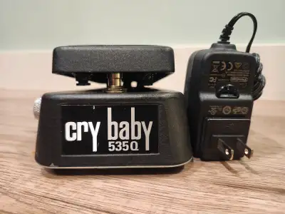 Dunlop Cry Baby 535Q wah pedal, View more