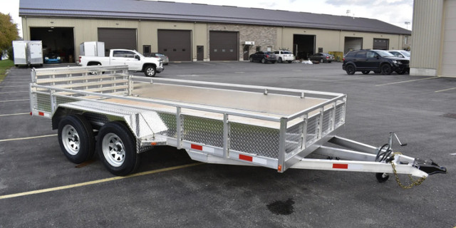 7X16 Aluminum Trailer with Custom Folding Ramp Gate in Cargo & Utility Trailers in Saint John