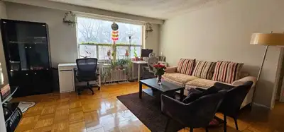 Lease Takeover – Large Bright 1BR Near High Park & Lakeshore | Available from April 1 Looking for a...