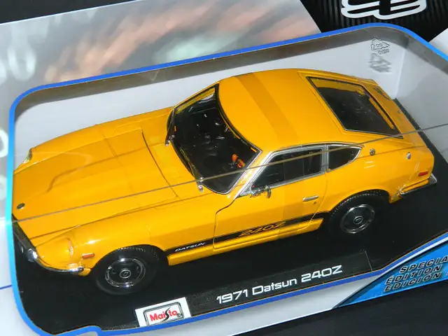 Maisto 1978 Pontiac Firebird Trans Am black in Toys & Games in Oshawa / Durham Region - Image 5