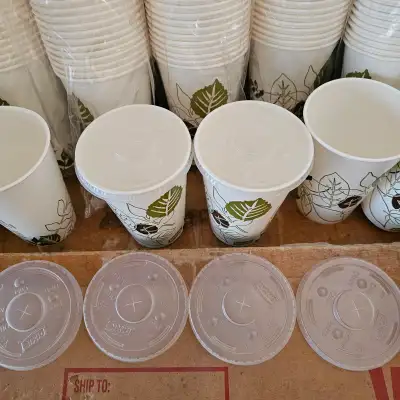 ⭐ New (500) Cold Paper Cups 12 Oz. With Lids - READ AD, View more
