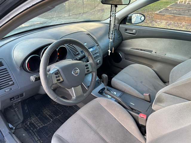 Nissan Altima 2003 in Cars & Trucks in Edmonton - Image 2