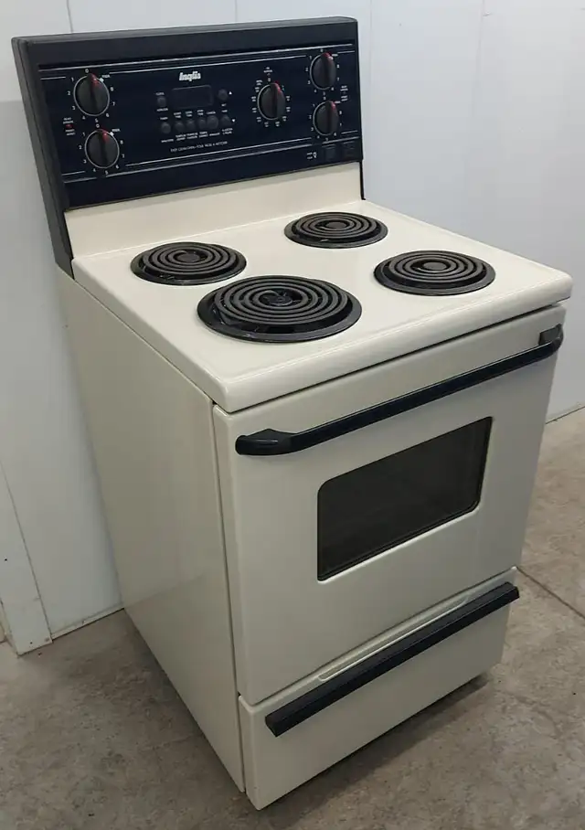 24" INGLIS STOVE in Stoves, Ovens & Ranges in London - Image 2