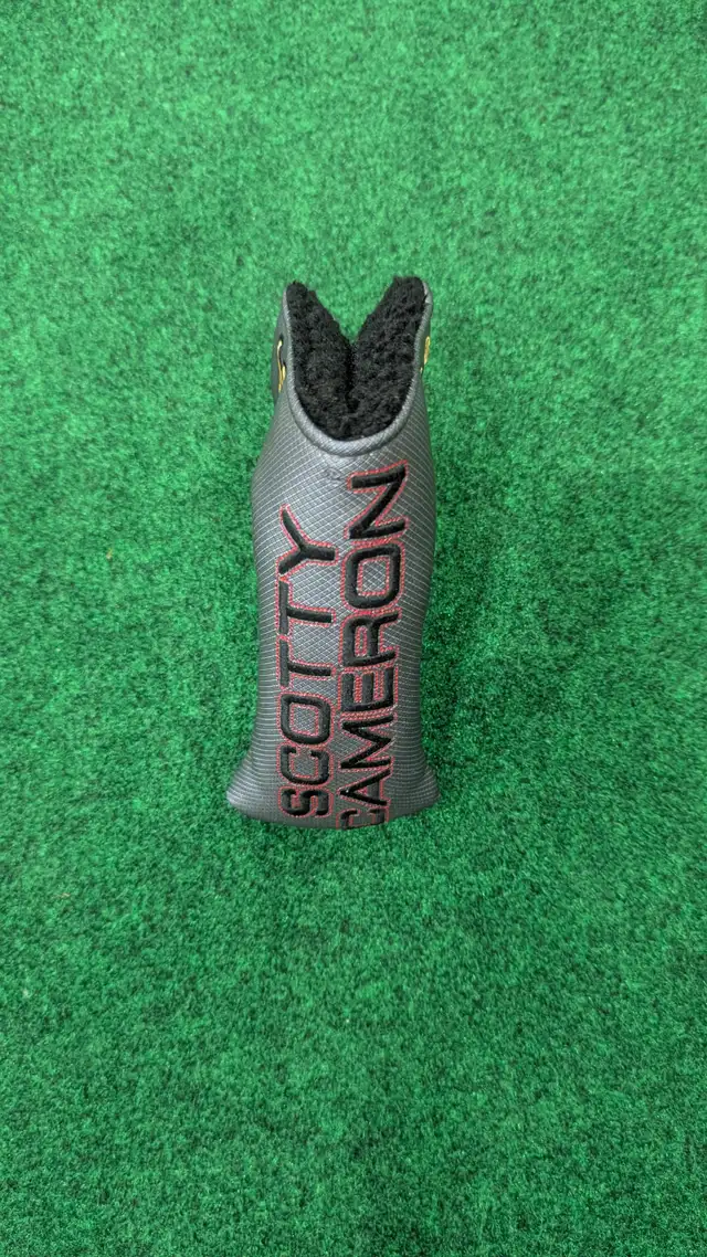 Scotty Cameron Select Squareback 1.5 in Golf in Markham / York Region - Image 9