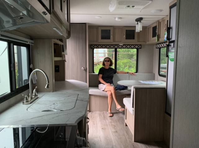 2021 Coachman Freedom Express 204RD in Travel Trailers & Campers in City of Halifax - Image 3