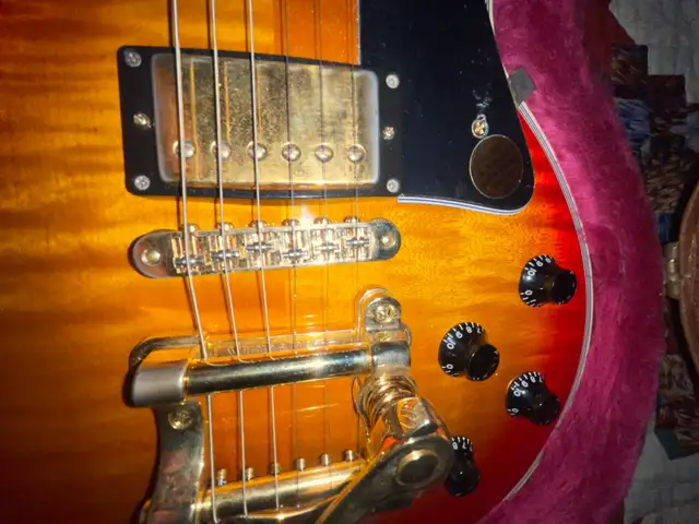 1992 Gibson les Paul custom sunburst flame top in Guitars in Owen Sound - Image 8