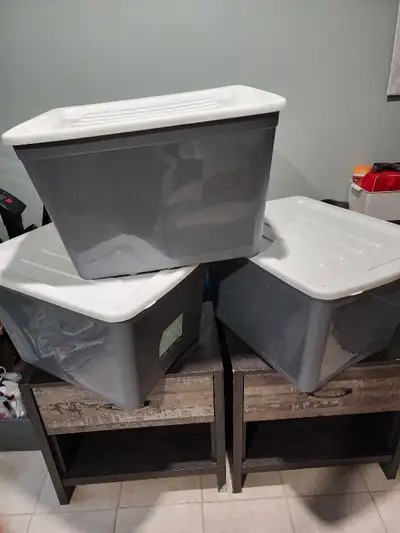 type A Solid Storage Tote with Wheels, 80-L, stocks:3($7ea.) ##size on picture please **still very g...