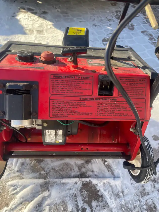 Tuneup Lawnmower or small engine in Snowblowers in Oshawa / Durham Region - Image 5