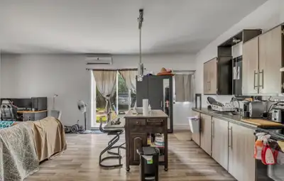 SUPERBE ET GRAND 3 ½ À VAL-BÉLAIR *1 STATIONNEMENT + MINI CABANON EXTÉRIEUR* Superbe 3 ½ au coeur de...