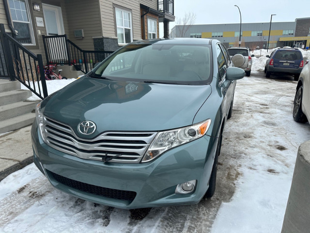 2009 Toyota Venza is a good small family CAR/SUV with Powerful V in Cars & Trucks in Saskatoon - Image 4