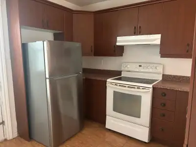 Grand 3 1/2 situé à Hochelaga-Maisonneuve disponible en juillet ou aprèsdans l’est au 2e étage, 1 ch...