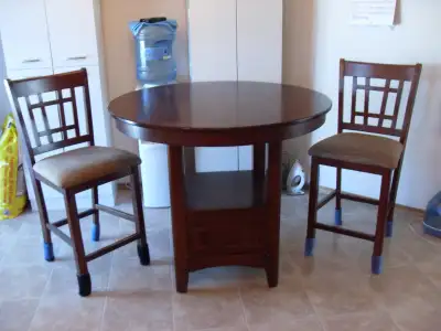 Dining Room Set+ 4 chairs & leaf, View more