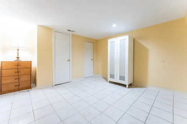 4-bed basement @Yonge & Finch (COHB applicants) in Long Term Rentals in City of Toronto - Image 5