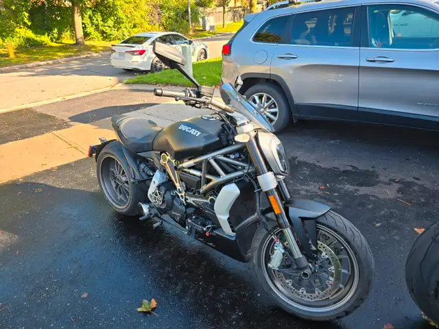 2016 Ducati X Diavel in Sport Touring in Oshawa / Durham Region - Image 2