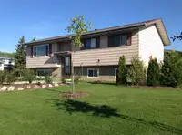  Fort Saskatchewan fully furnished and equipped 3 bedroom