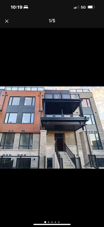 Located at Denison and Markham 1 private room with balcony for rent, totally 2 people will share the...