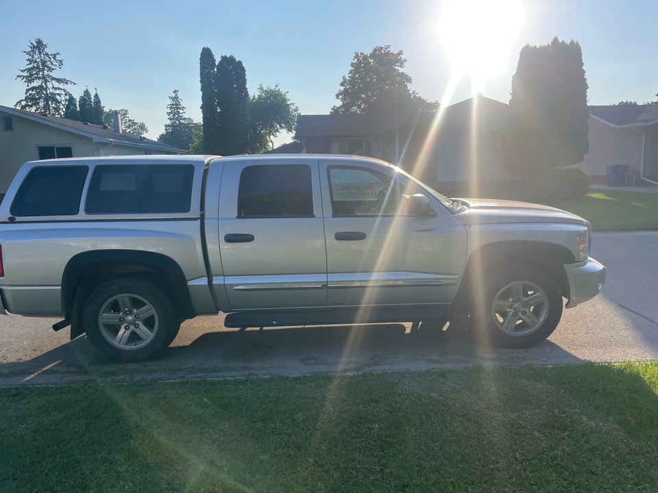 Dodge Dakota 2010 photo 3
